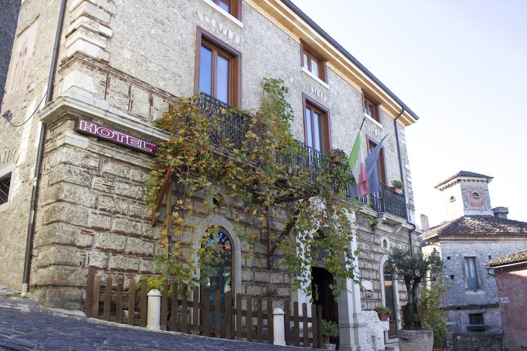 Villa Cosilinum Padula Kültér fotó