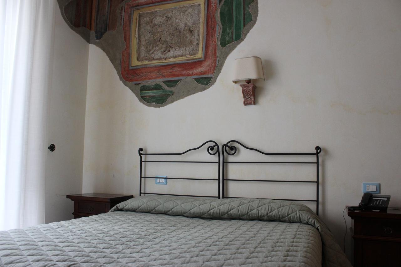 Villa Cosilinum Padula Kültér fotó