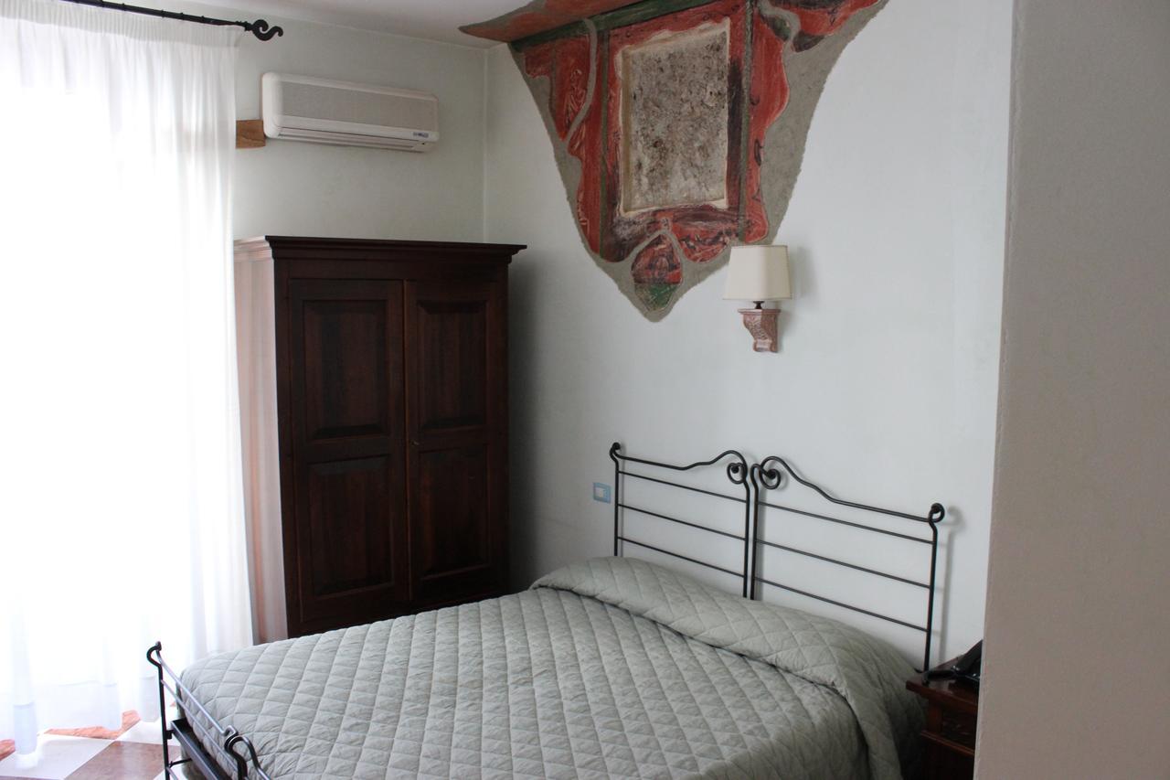Villa Cosilinum Padula Kültér fotó